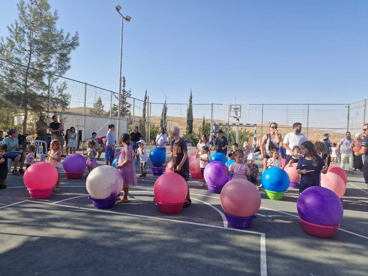 ��� ����"� 2025